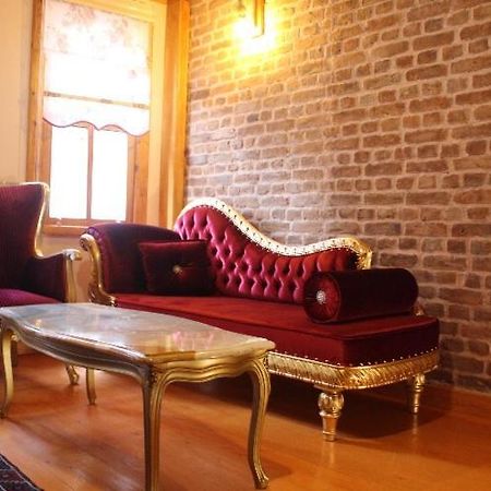 Authentic Turkish Home Family Room Isztambul Kültér fotó